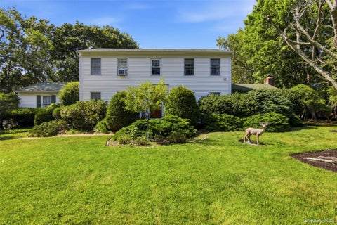 Photo of 1 Gaul Road N, East Setauket, NY 11733 (MLS # 1028361)