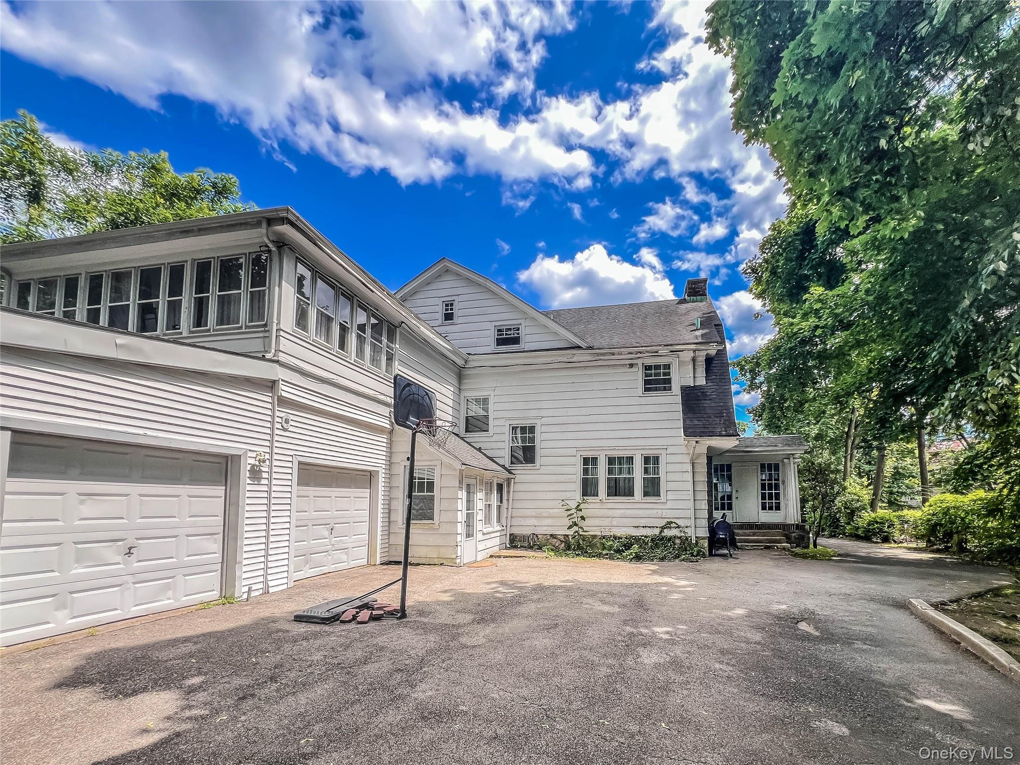 54 Broadview Avenue