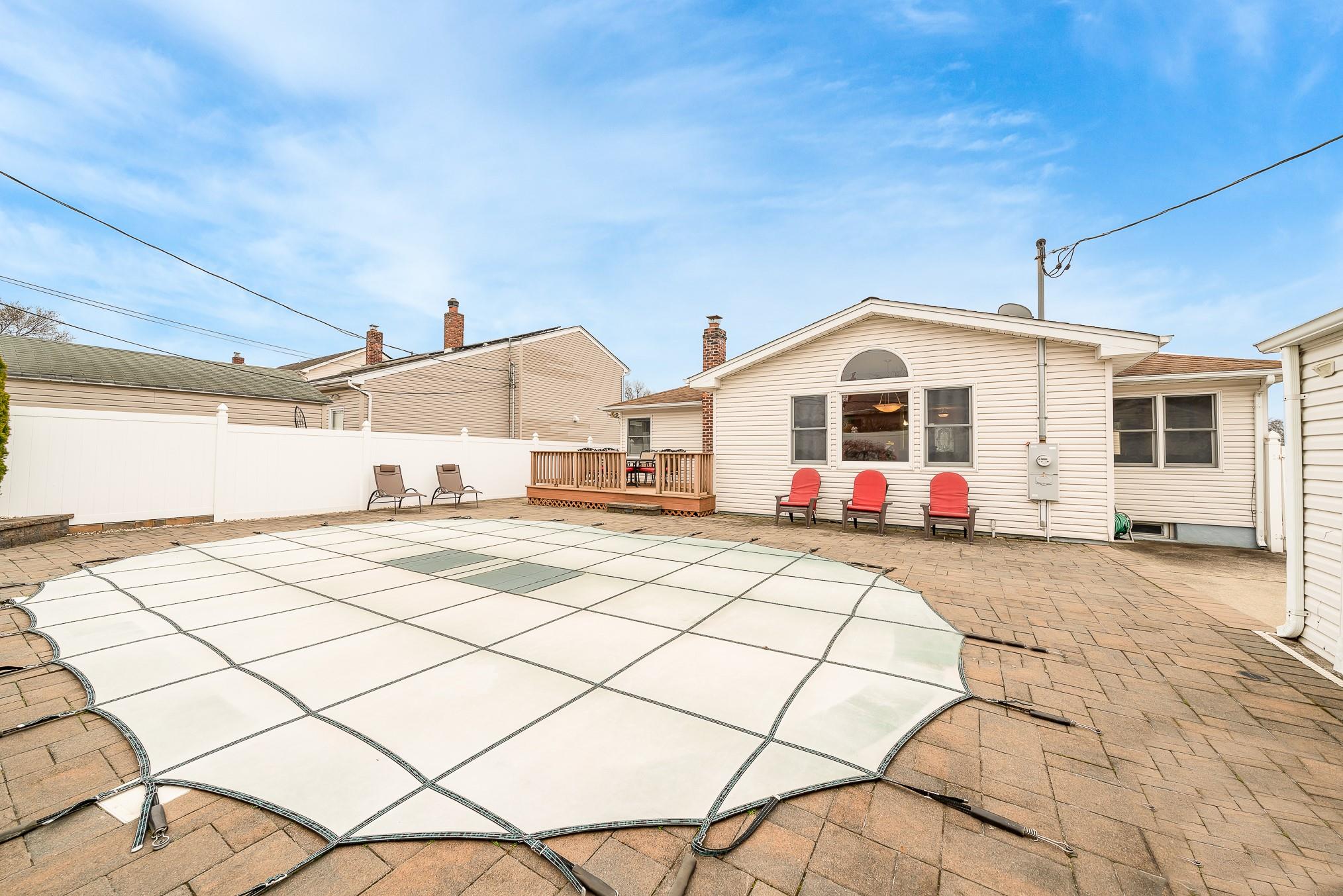 3609 Woodward Avenue, Seaford, New York image 7