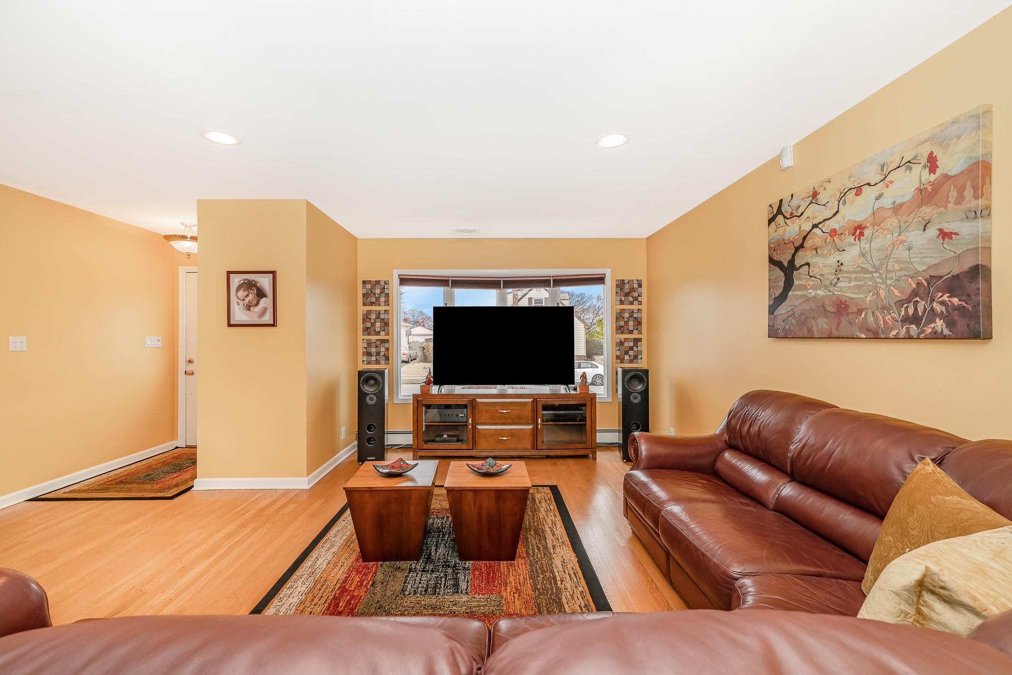 3609 Woodward Avenue, Seaford, New York image 18
