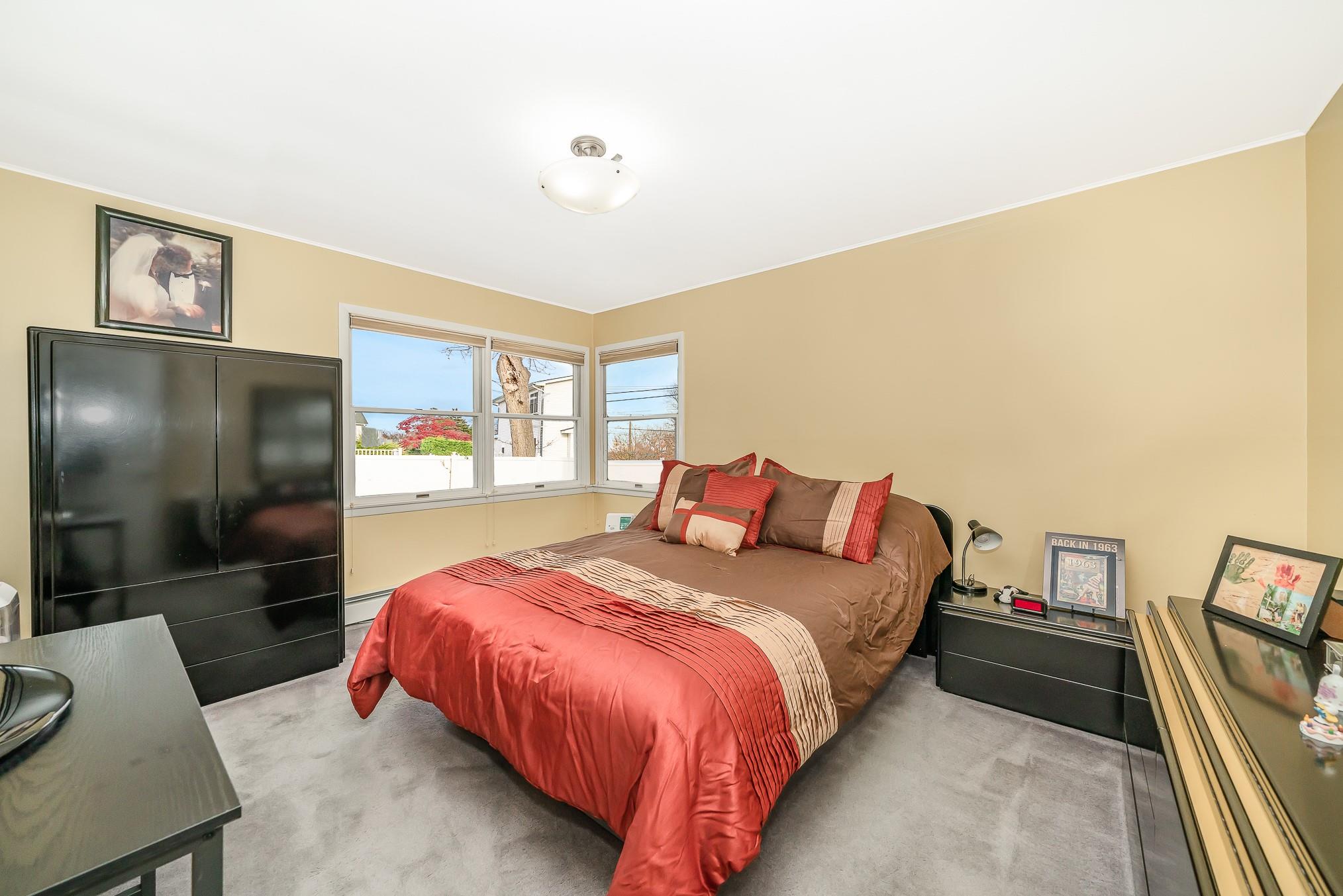 3609 Woodward Avenue, Seaford, New York image 23