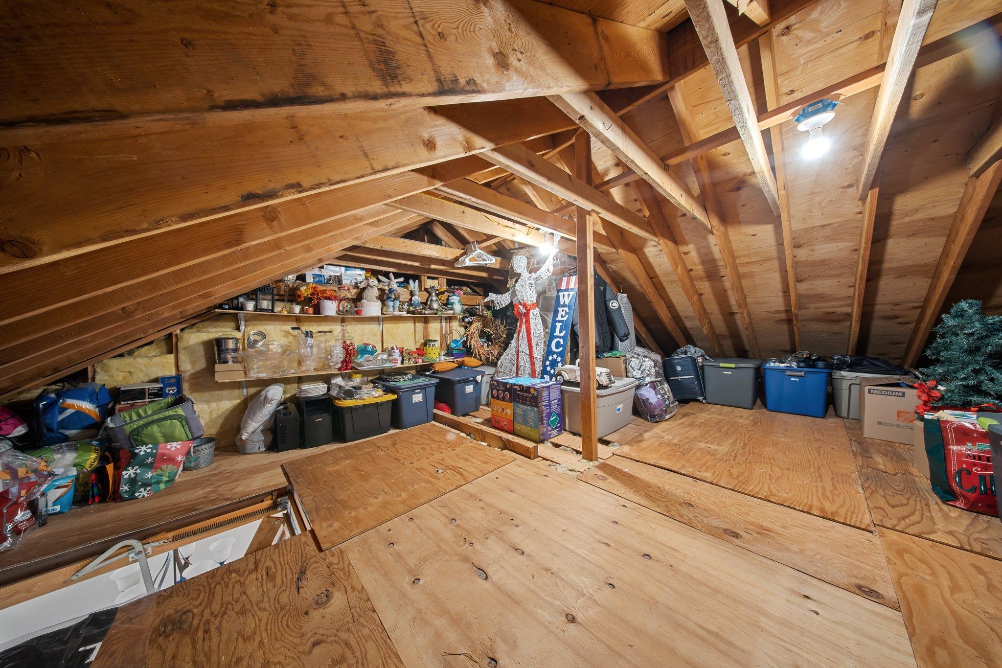 35 Locust Avenue, Farmingdale, New York image 12