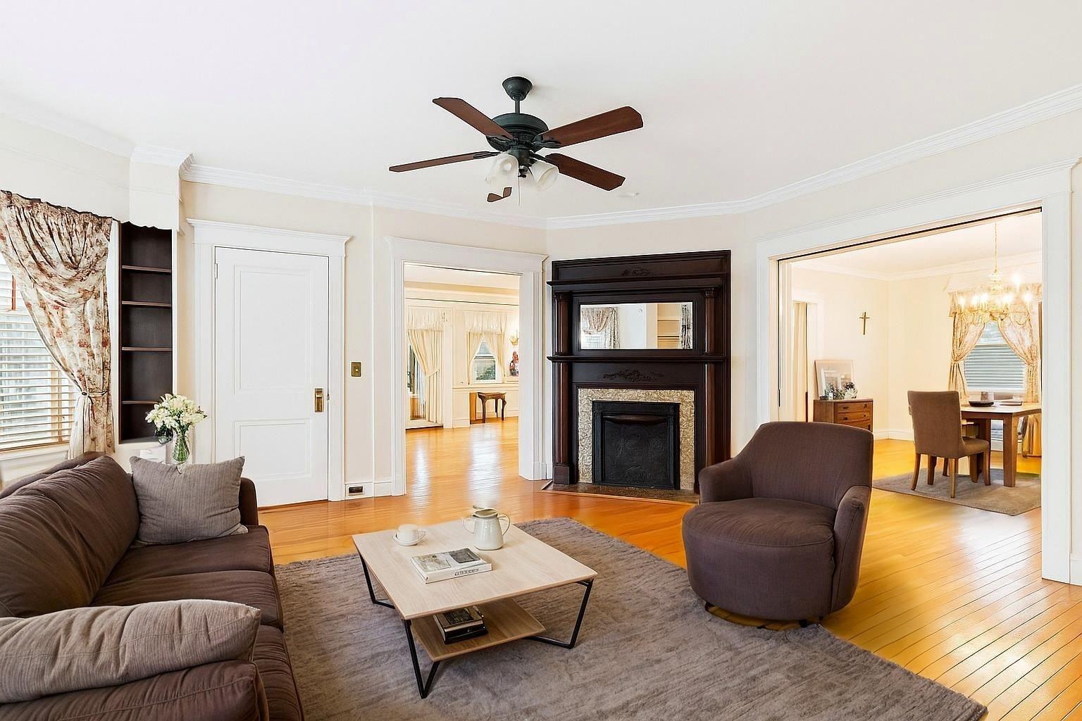 57 Maple Av. Ave, Bay Shore, New York image 7