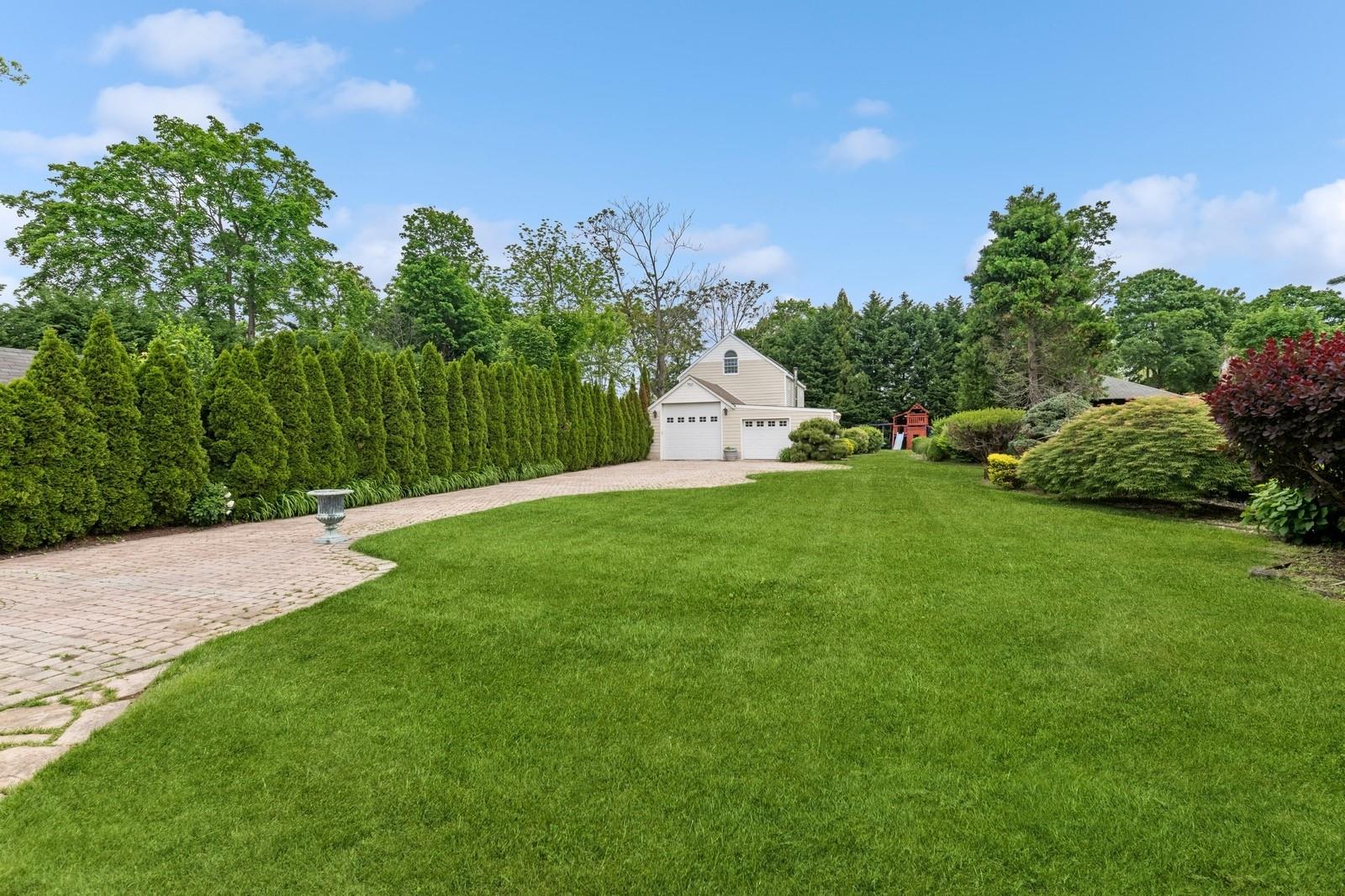 57 Maple Av. Ave, Bay Shore, New York image 44