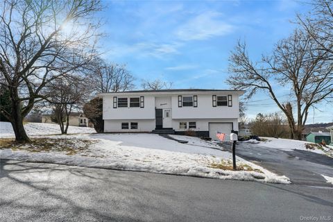 Homes For Sale - 17 Wedgewood Drive<br/> Goshen, NY 10924