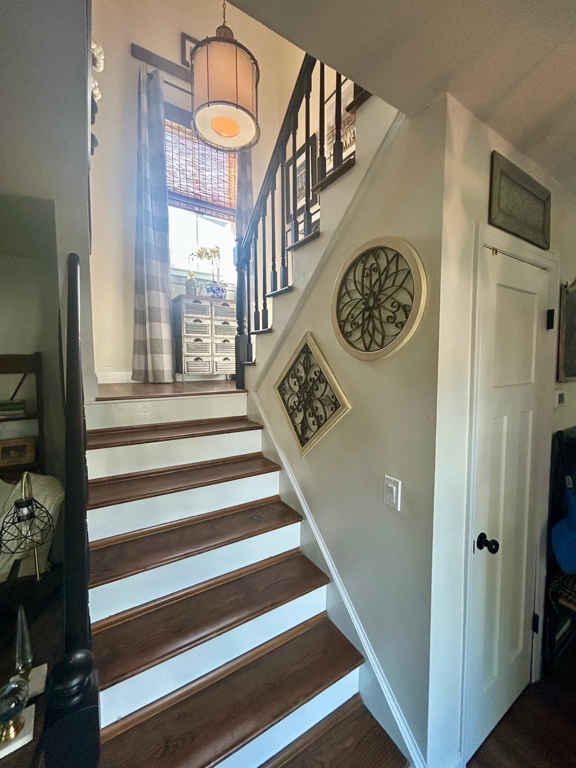 23 Candlestick Court