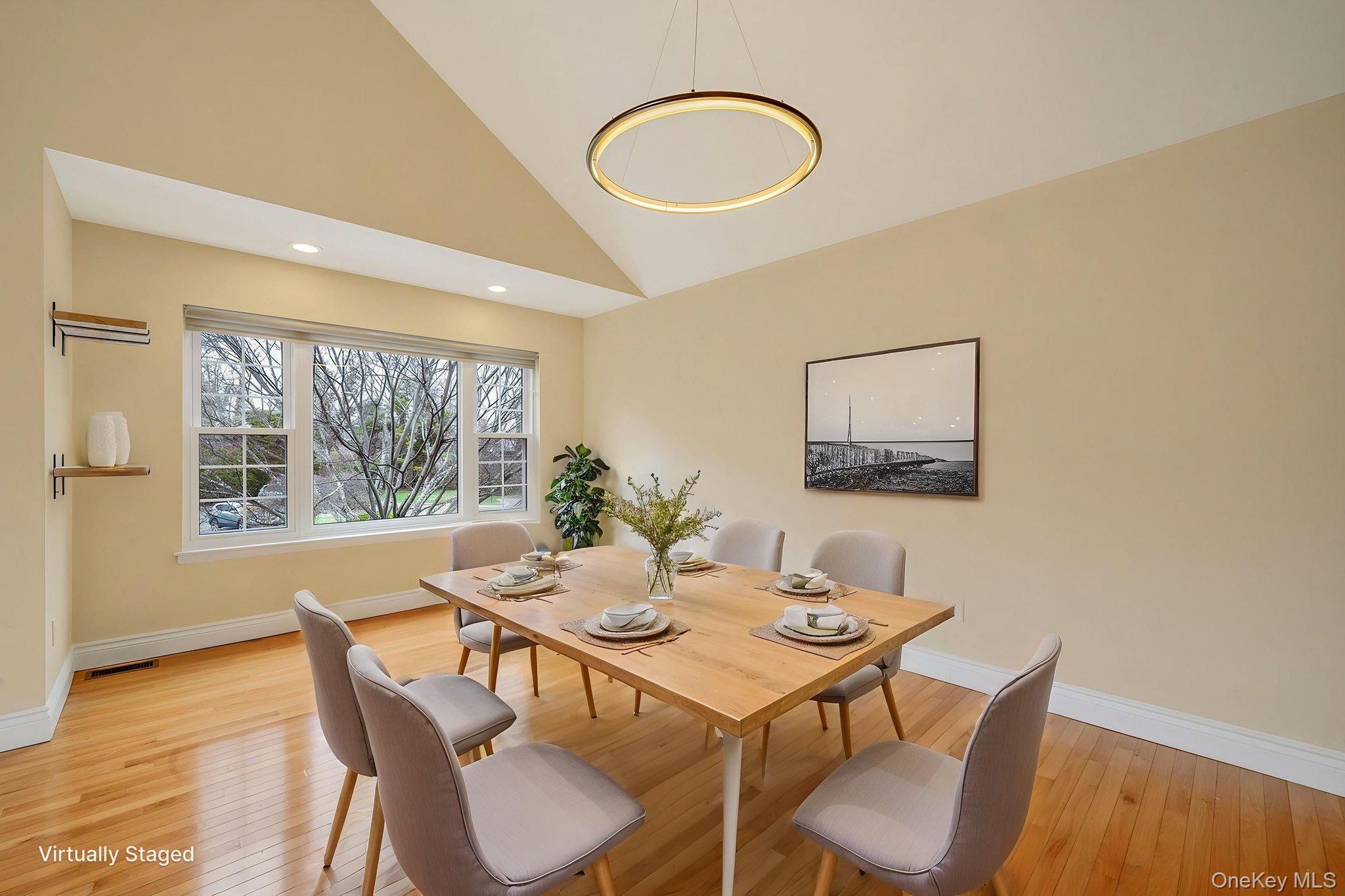 12 Greenmeadow Drive 12