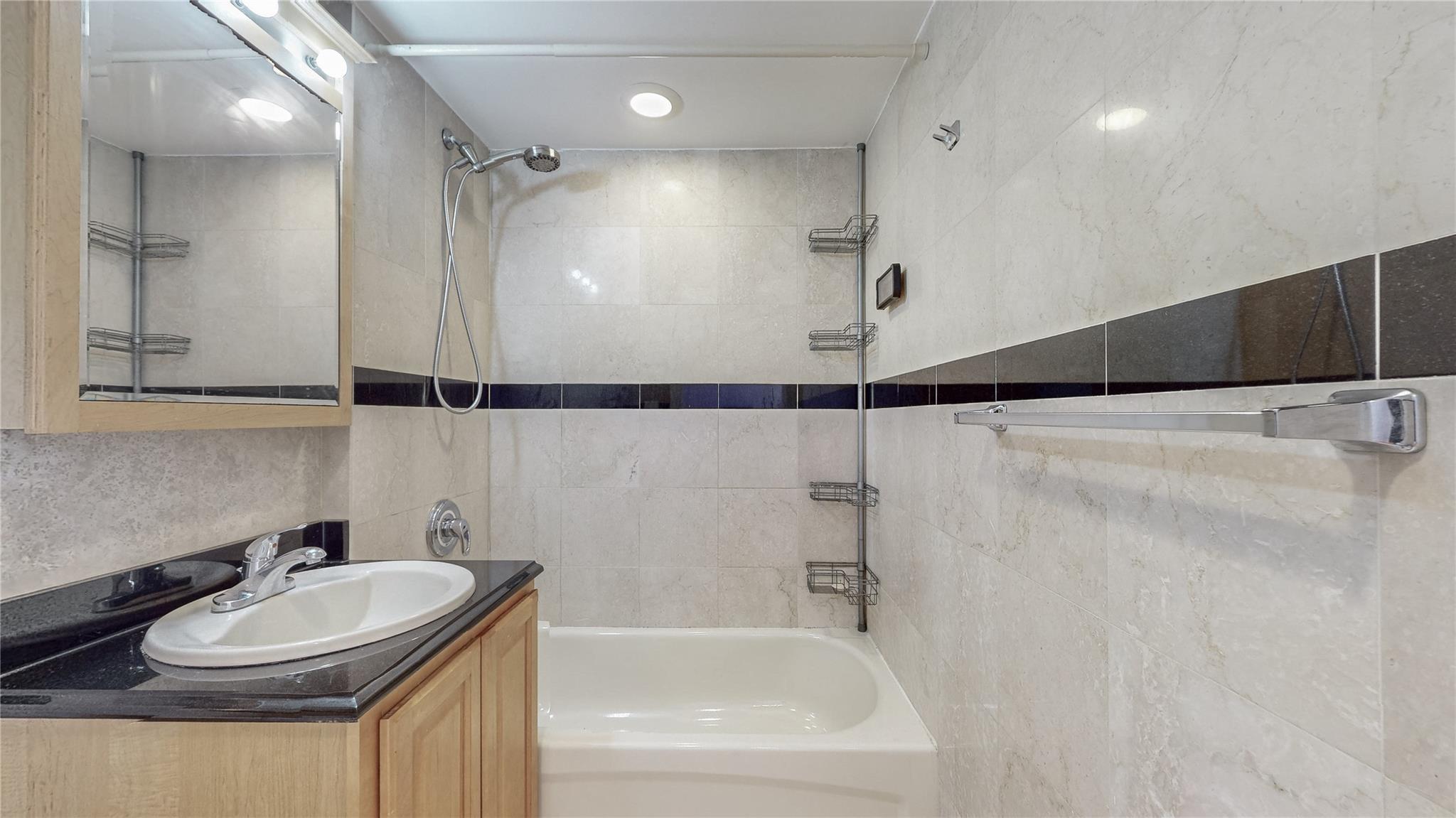 83-71 116th Street #7B, Kew Gardens, Florida image 11