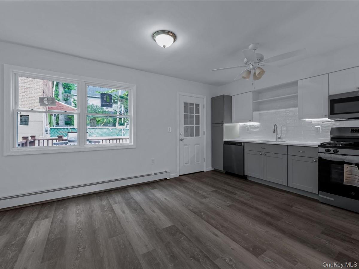 2935 Middletown Road B