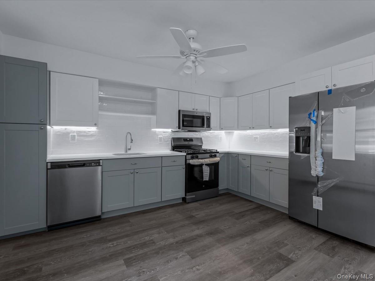 2935 Middletown Road B