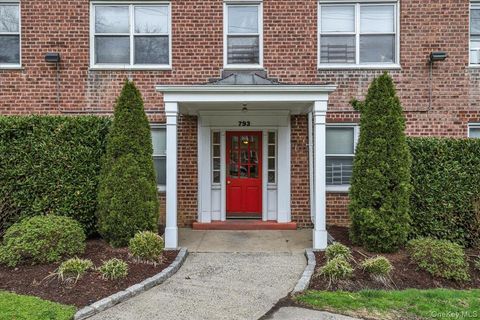 793 Palmer Road 3F Bronxville NY 10708