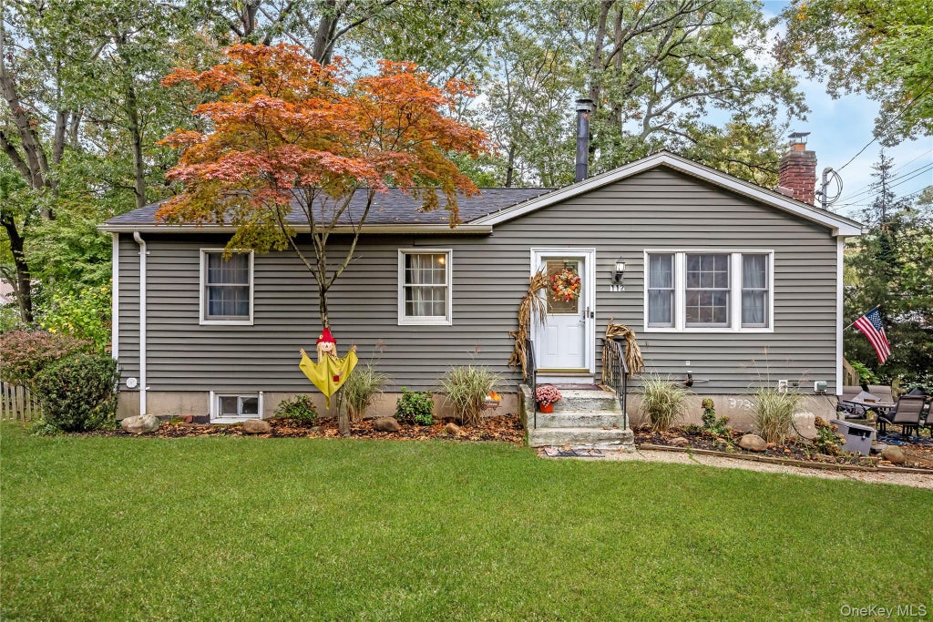 Photo of 112 Lynbrook Drive, Sound Beach, NY 11789 (MLS # 1064453)