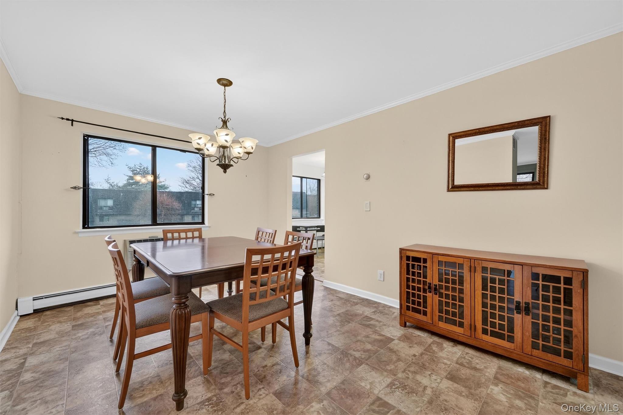 7 Briarcliff Drive S 13