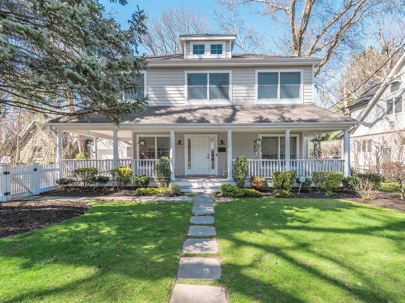 50 Glen Avenue, Sea Cliff, New York image 1