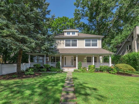 50 Glen Avenue Sea Cliff NY 11579