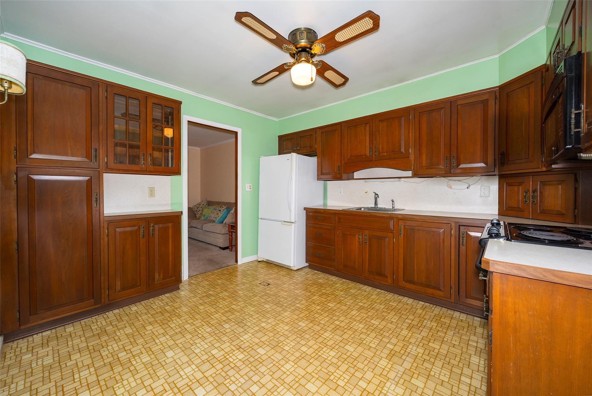 7 Sycamore Drive, Hyde Park, New York image 7