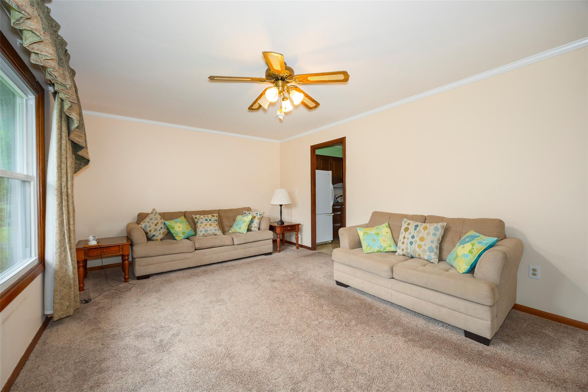 7 Sycamore Drive, Hyde Park, New York image 5