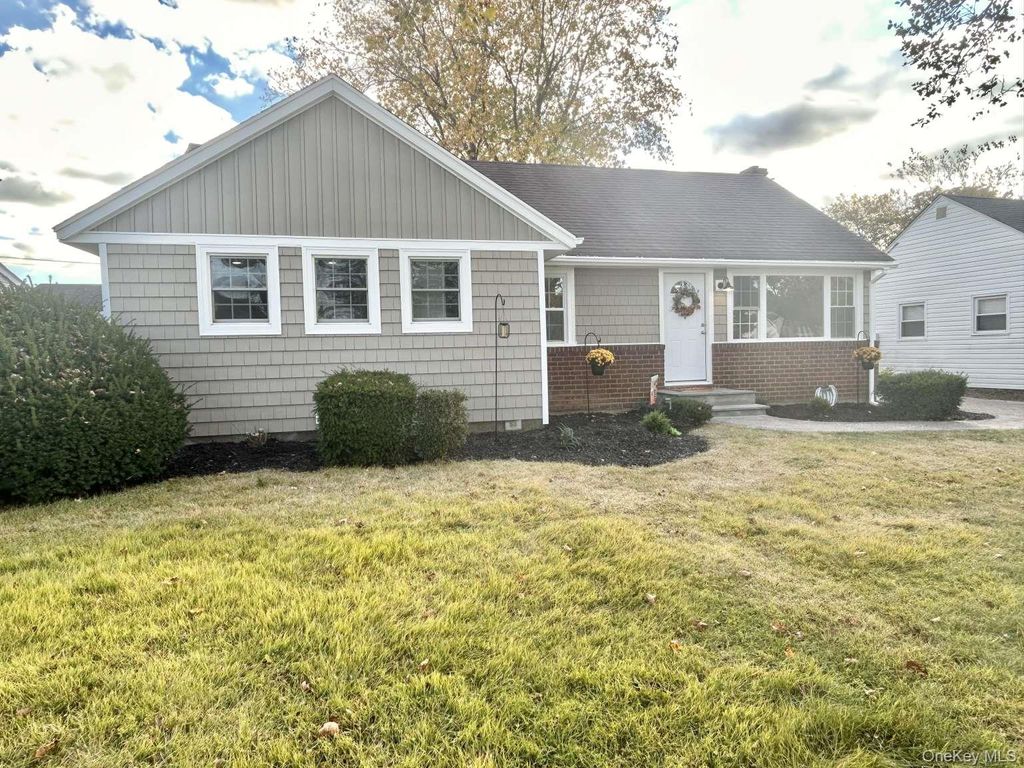 Photo of 1390 Wilson Road, East Meadow, NY 11554 (MLS # 928405)