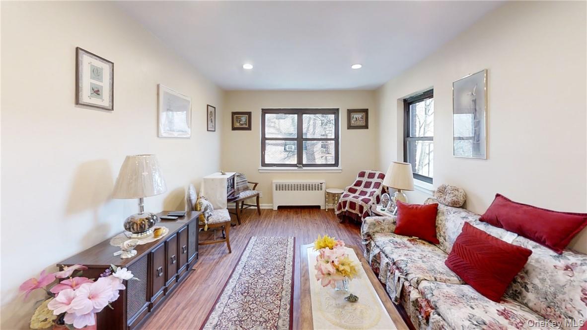 50 White Oak Street 4B