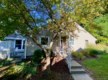 19 ALDEN Terrace Millbrook NY 12545