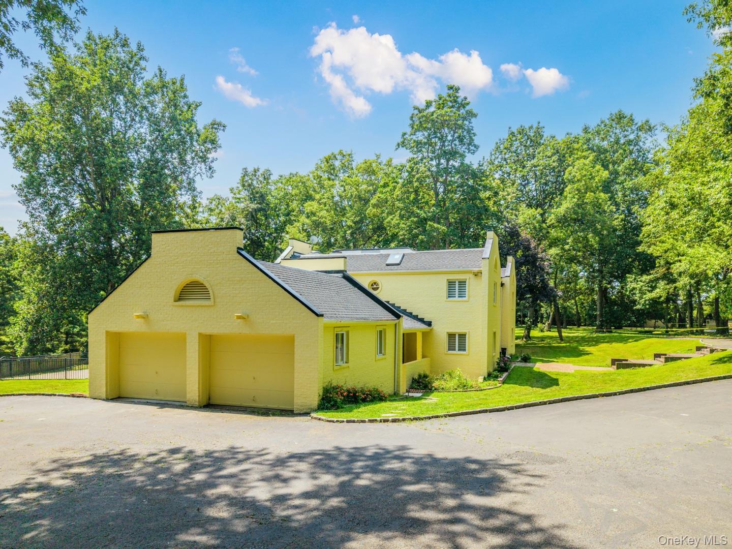 530 S Centre Island Road