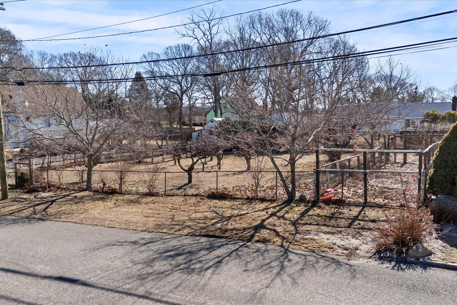 255 East Road, Southold, New York image 3