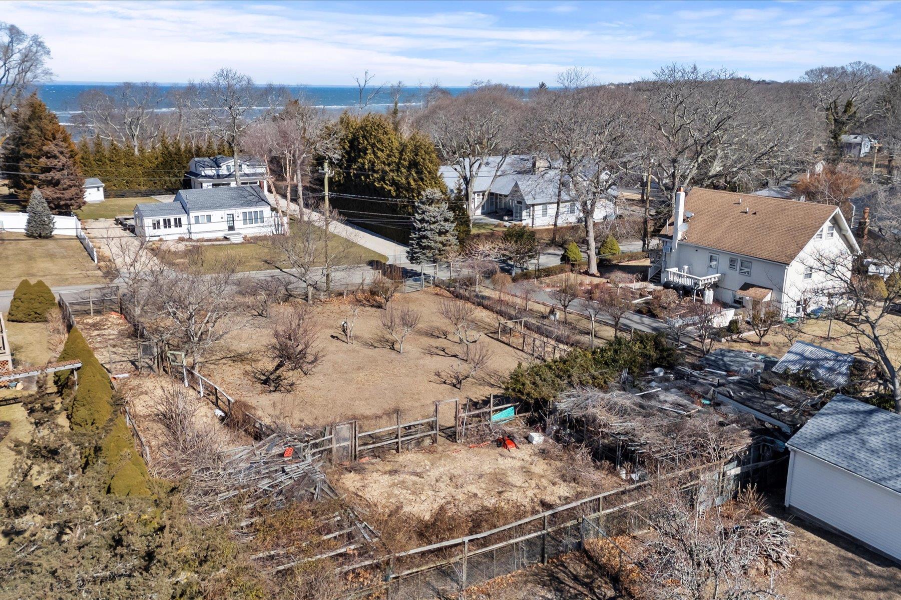255 East Road, Southold, New York image 10