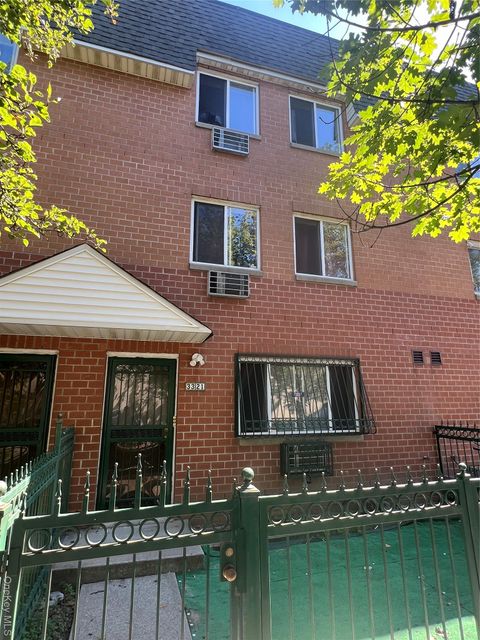 Photo of 3321 13th Street, Astoria, NY 11106 (MLS # 926703)
