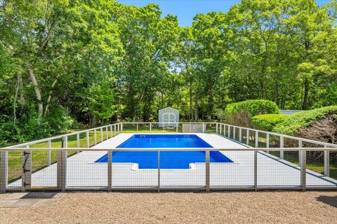 64 Old Depot Road Quogue NY 11959