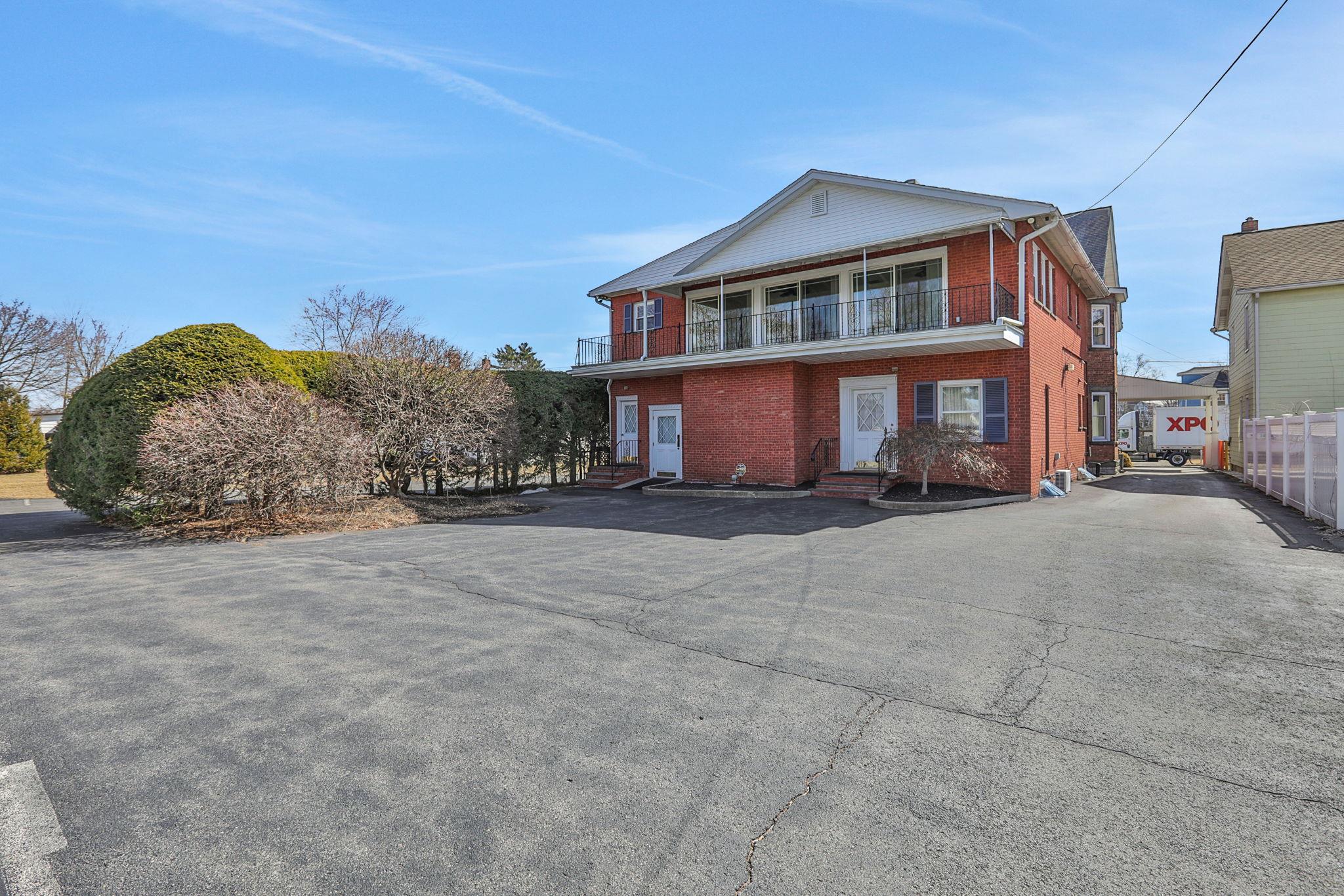 411 Albany Avenue, Kingston, New York image 5