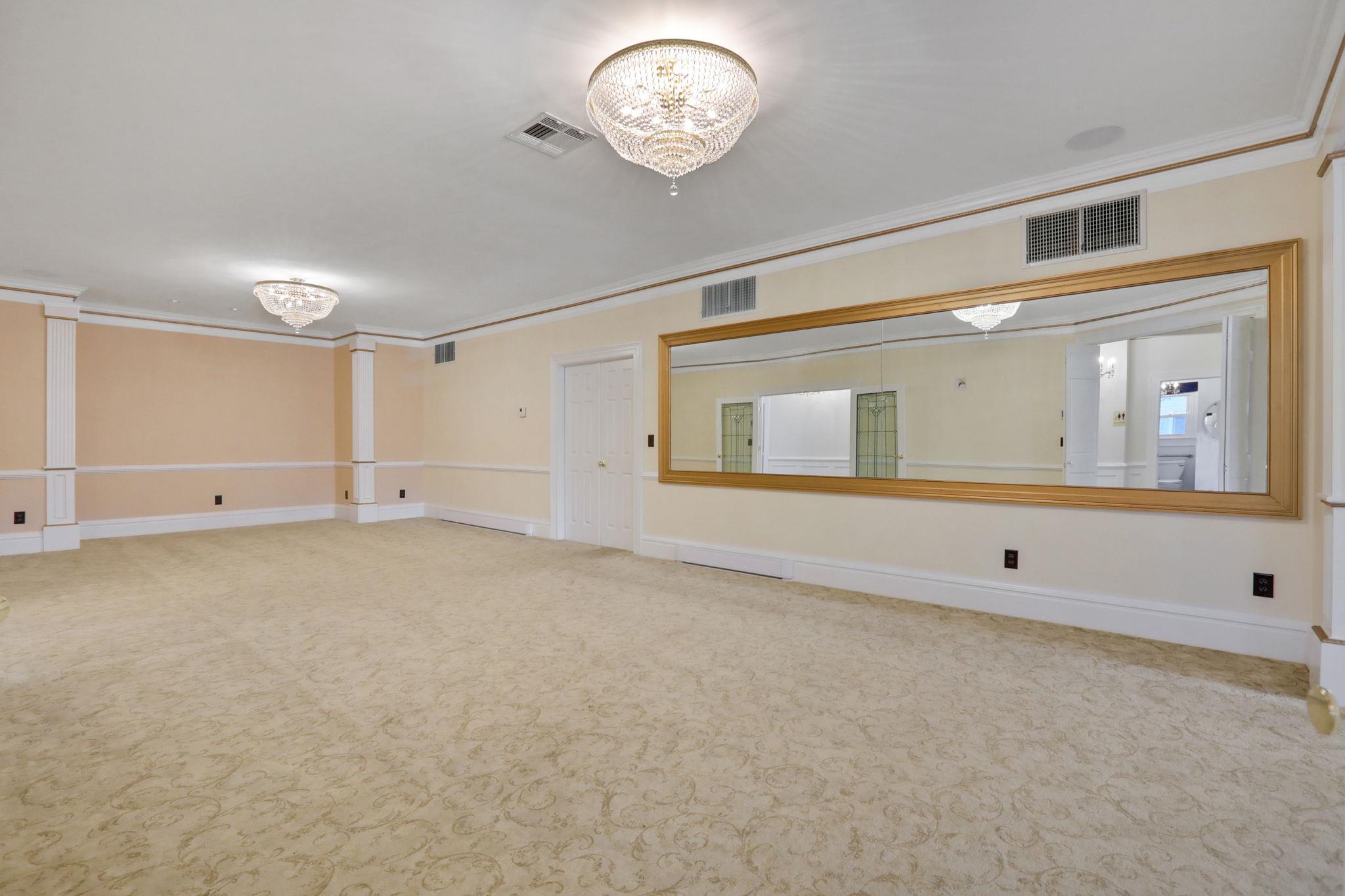 411 Albany Avenue, Kingston, New York image 10