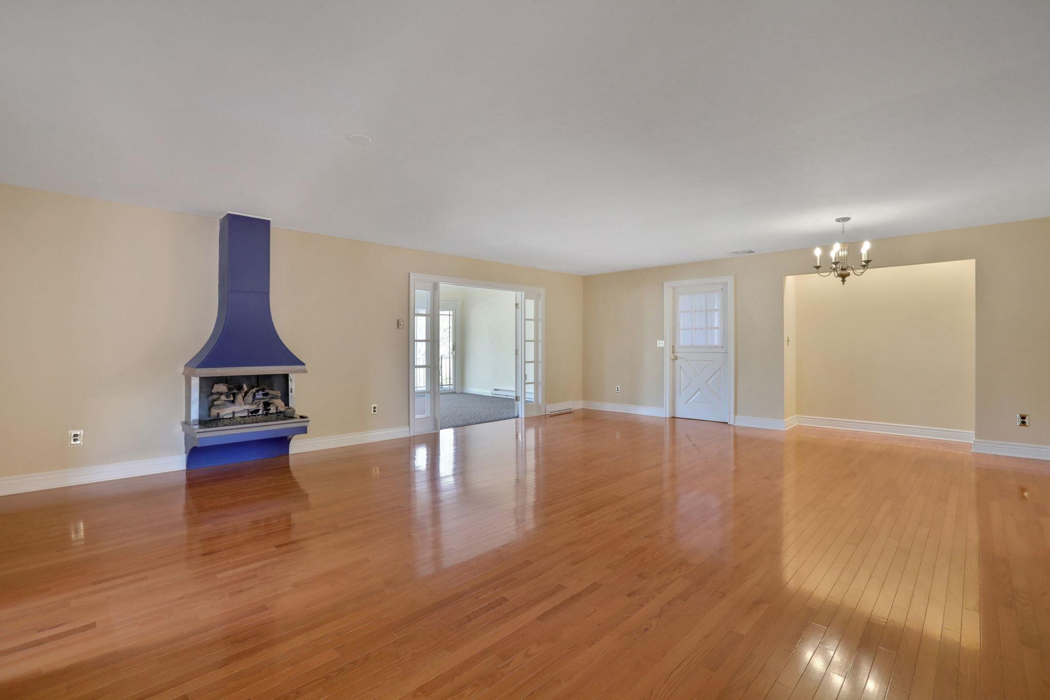 411 Albany Avenue, Kingston, New York image 24