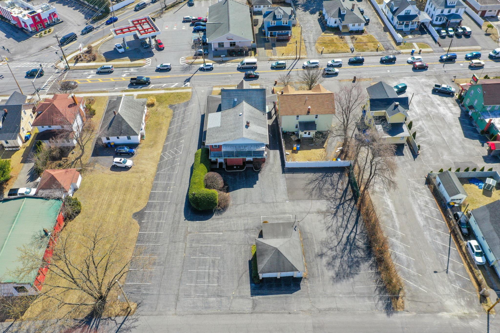 411 Albany Avenue, Kingston, New York image 47