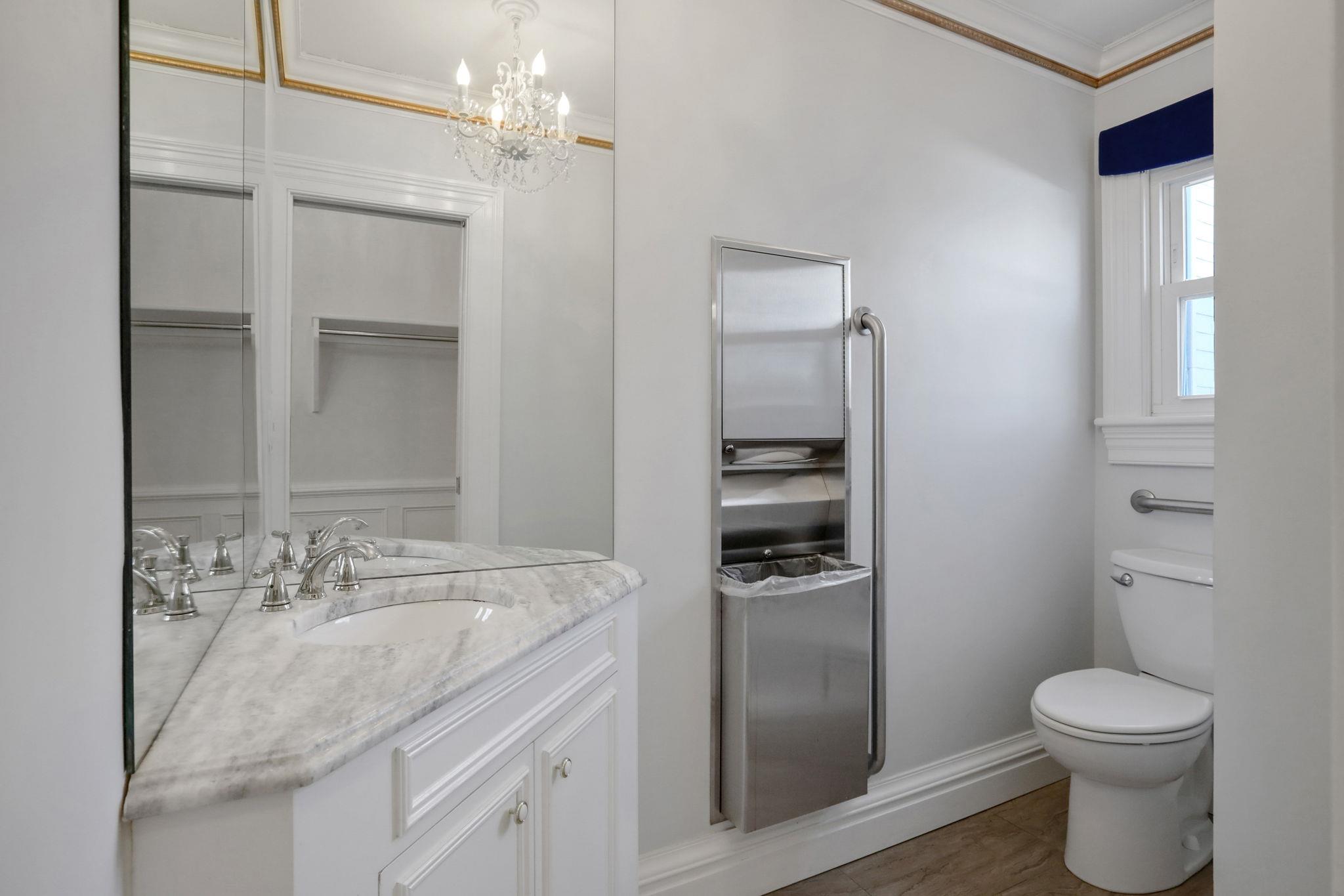 411 Albany Avenue, Kingston, New York image 17