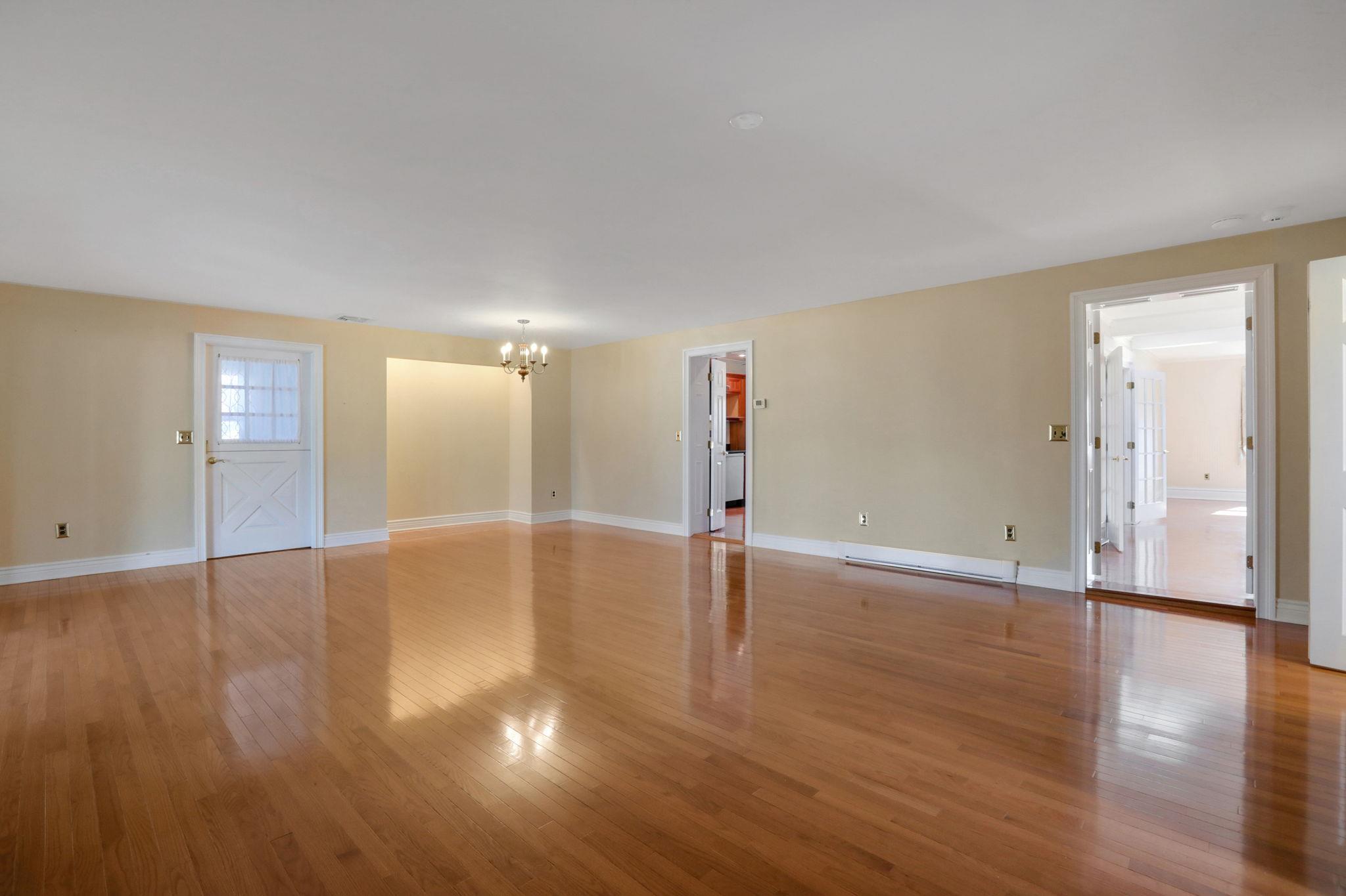 411 Albany Avenue, Kingston, New York image 25