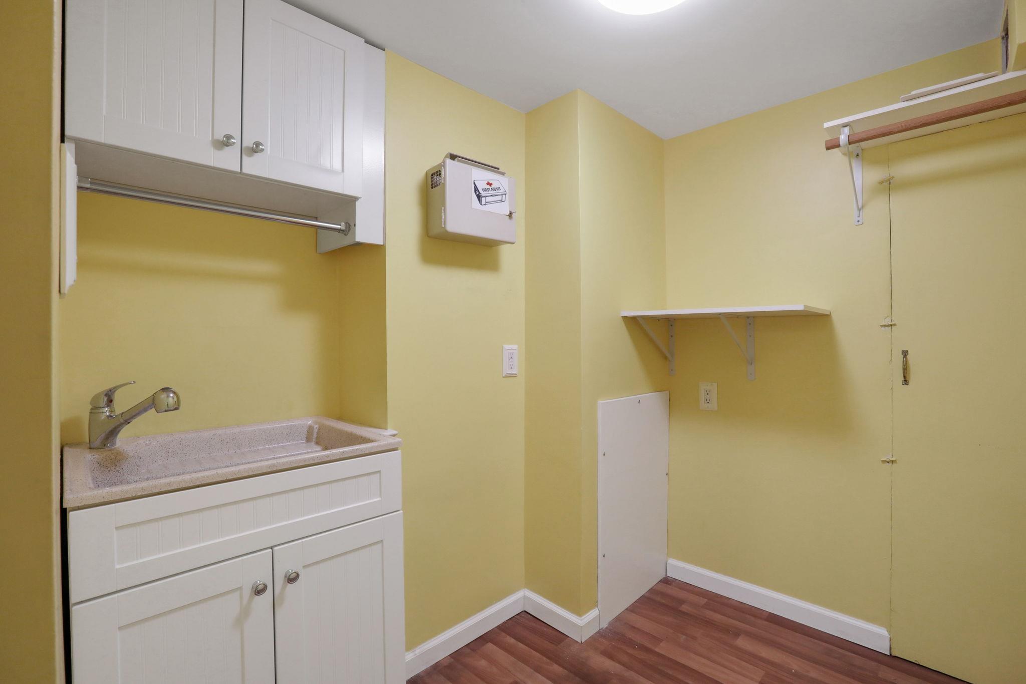 411 Albany Avenue, Kingston, New York image 39