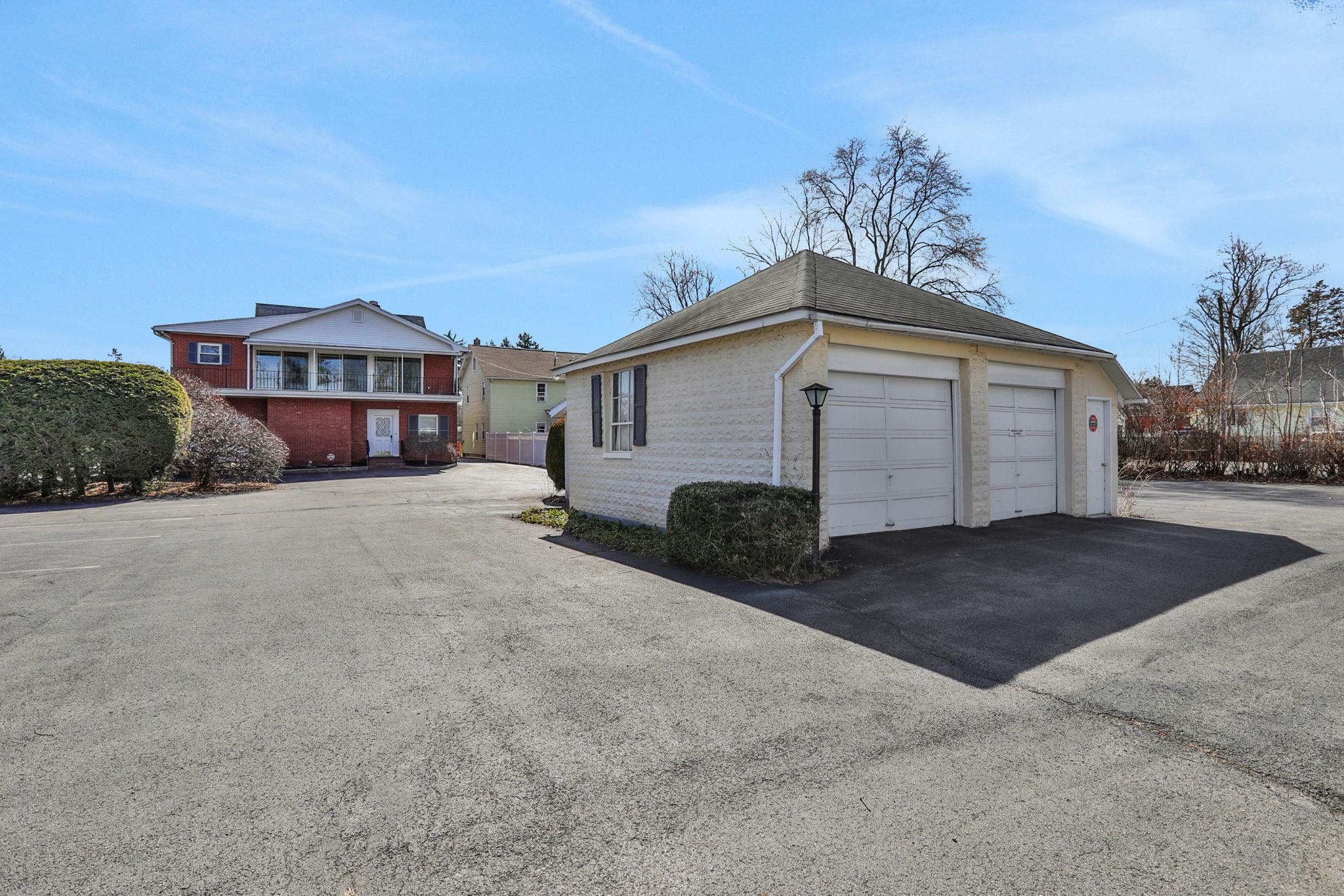 411 Albany Avenue, Kingston, New York image 6