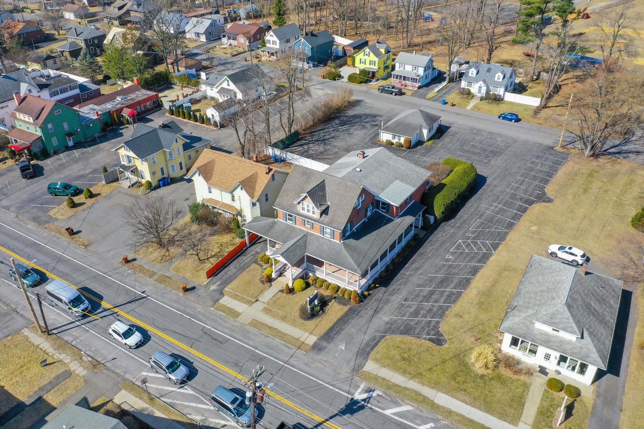 411 Albany Avenue, Kingston, New York image 50