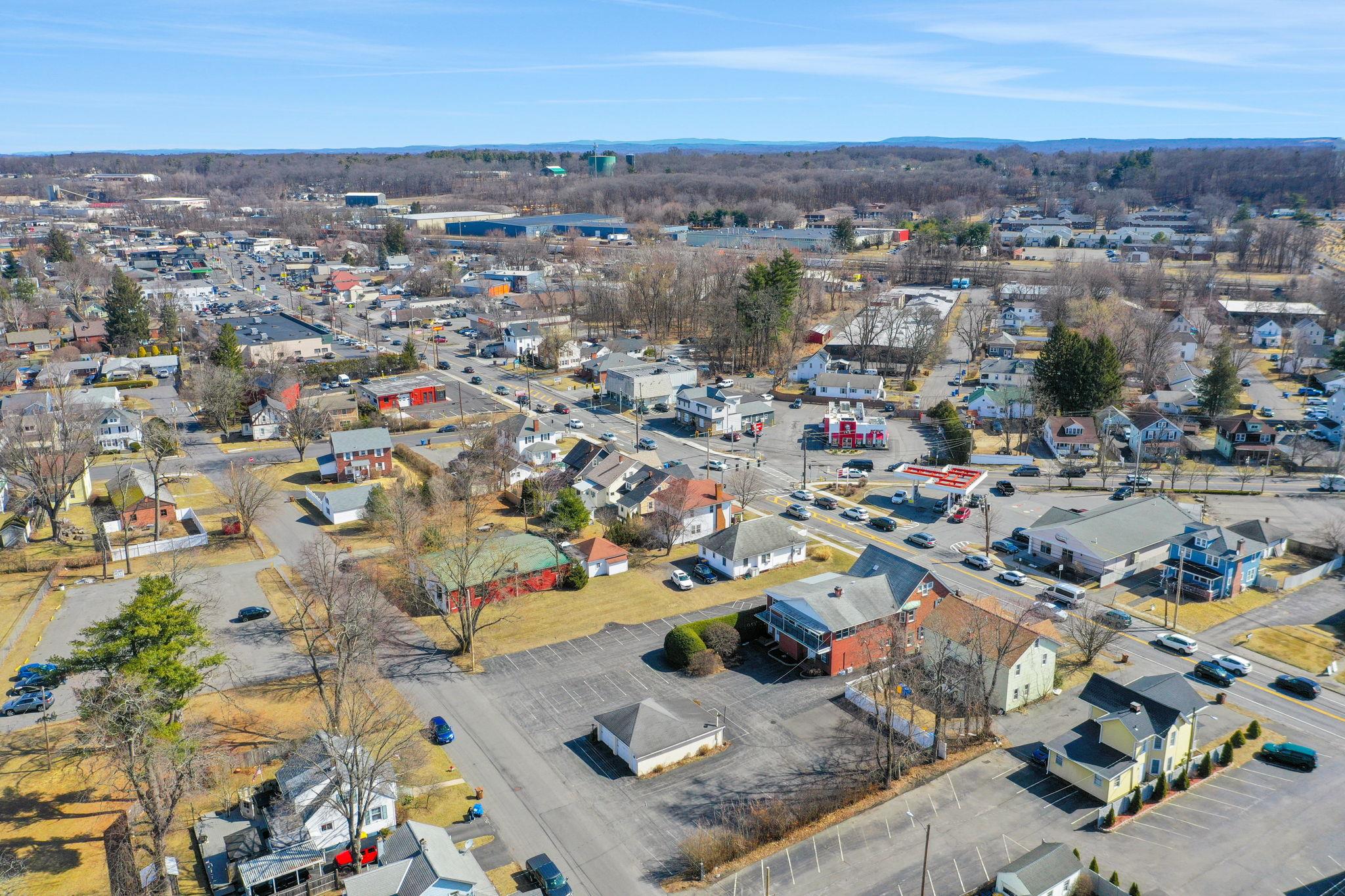 411 Albany Avenue, Kingston, New York image 48