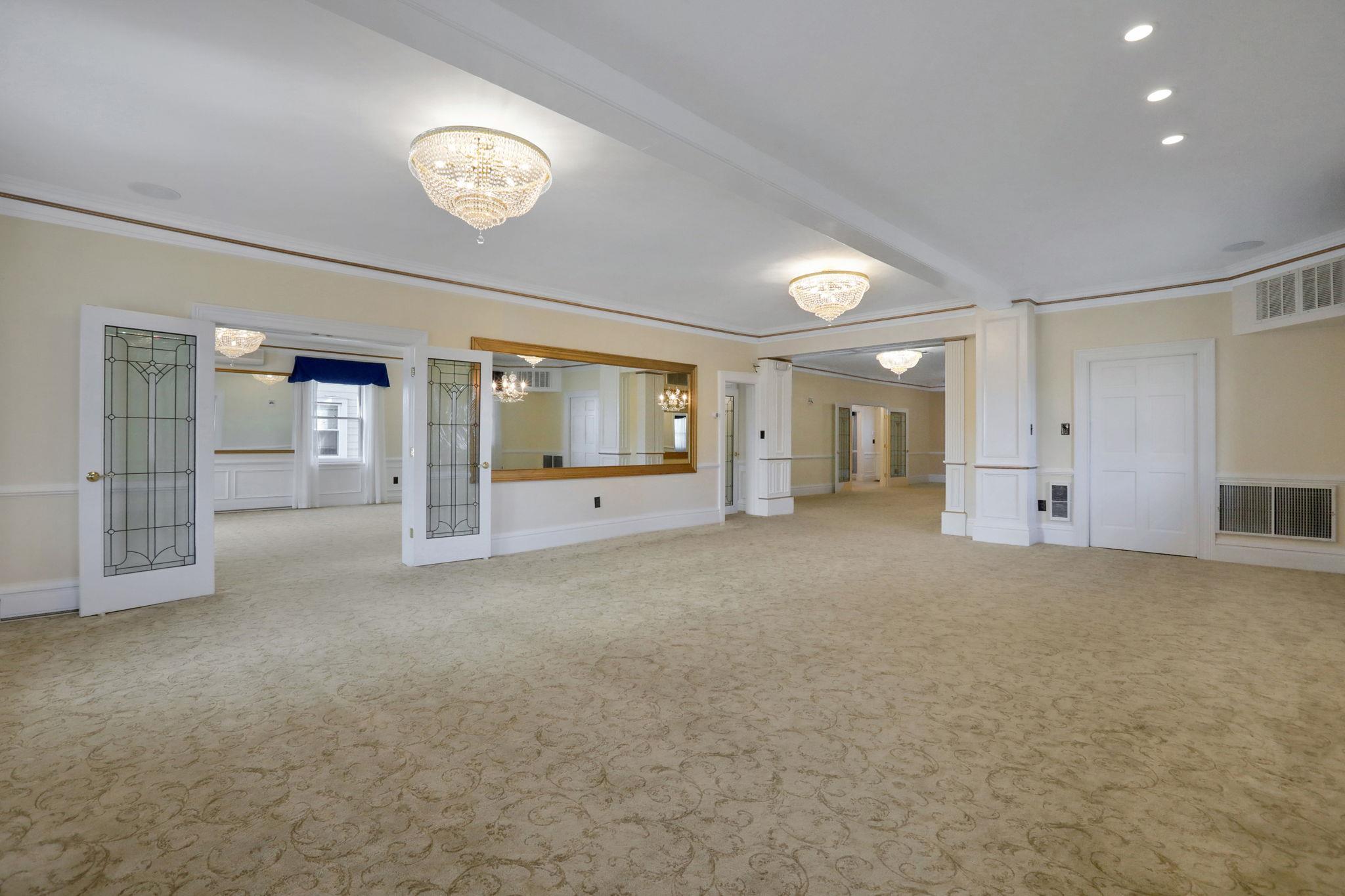 411 Albany Avenue, Kingston, New York image 7
