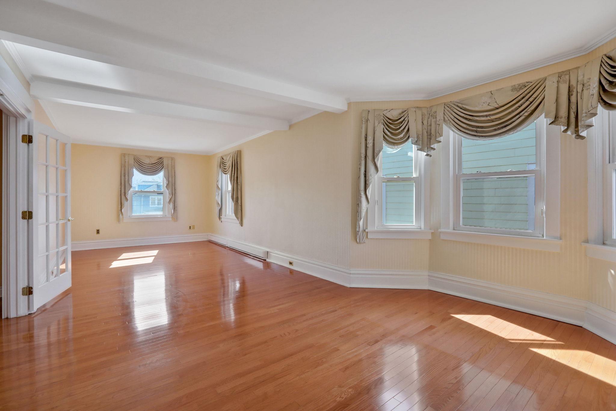 411 Albany Avenue, Kingston, New York image 37
