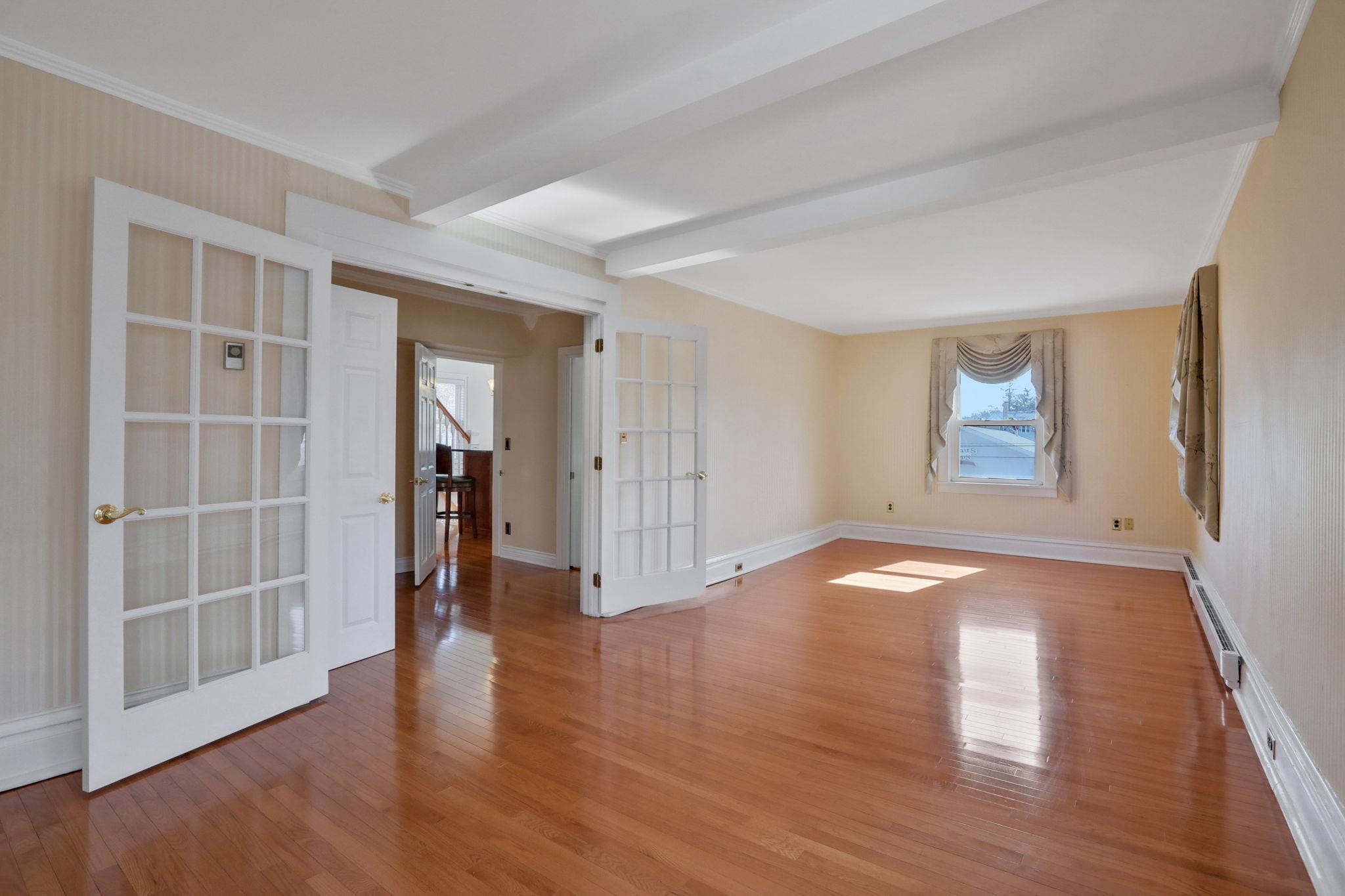 411 Albany Avenue, Kingston, New York image 36