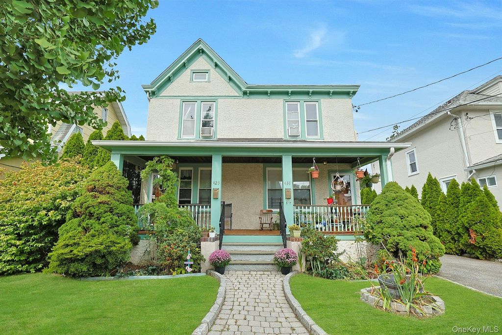 Photo of 431 Fourth Avenue, Pelham, NY 10803 (MLS # 960624)