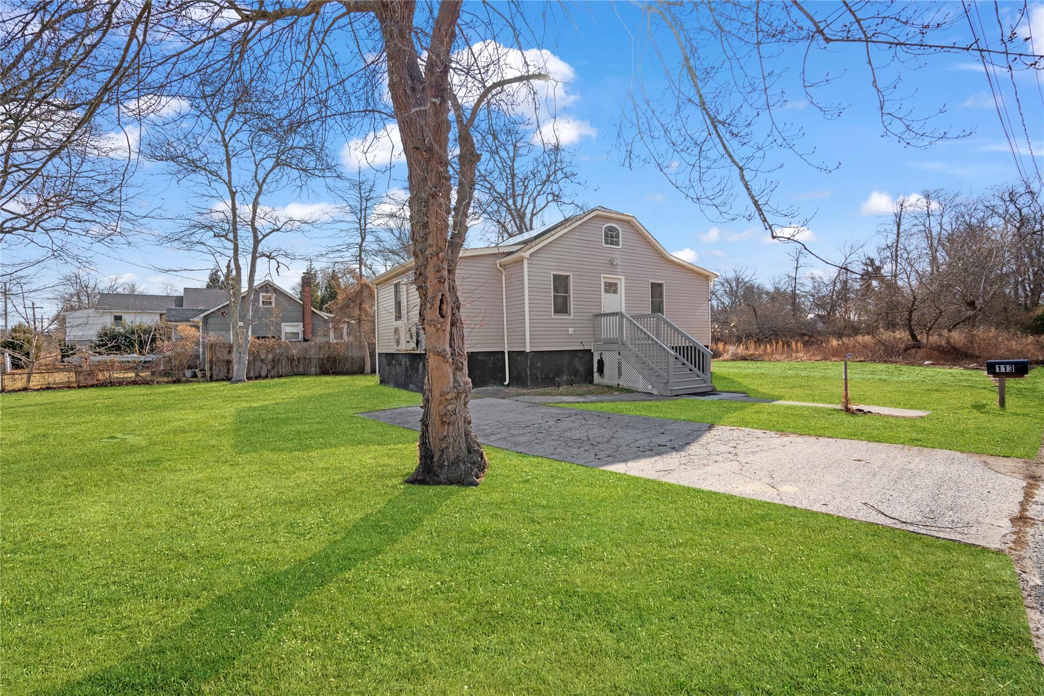 113 Mckinley Drive, Mastic Beach, New York image 18