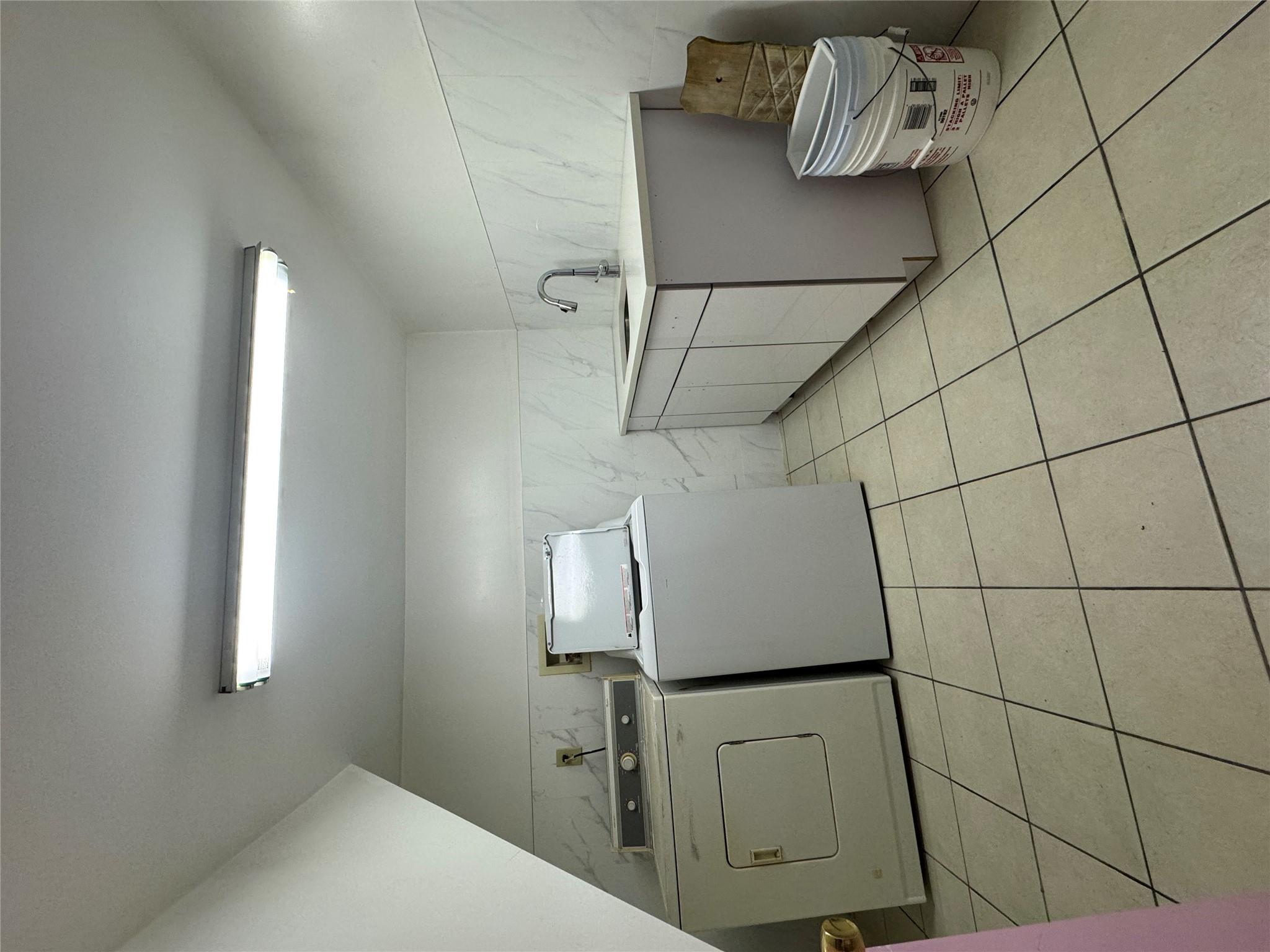 342 Garfield Avenue, West Hempstead, New York image 11