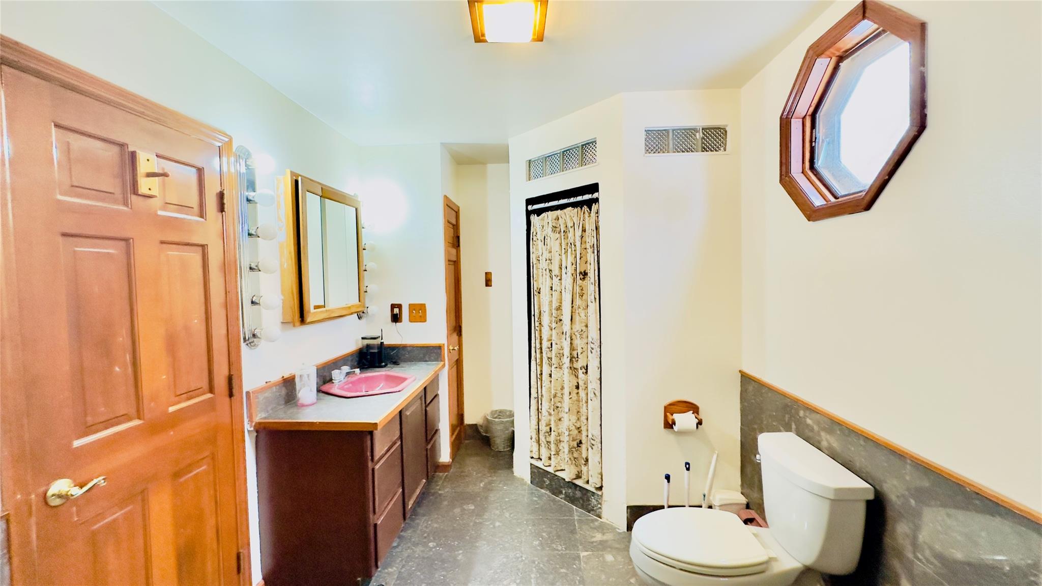 Pleasant Valley, New York 12569, United States, 3 Bedrooms Bedrooms, ,1 BathroomBathrooms,Residential,Pending,4663