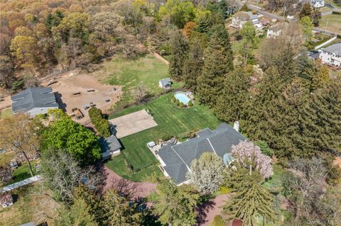 Photo of 379 Smith Road, Ronkonkoma, NY 11779 (MLS # 985792)