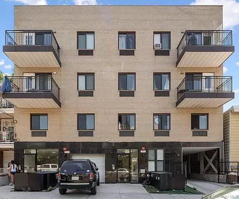 Condo For Sale - 49-10 111th Street #3A<br/> Corona, NY 11368