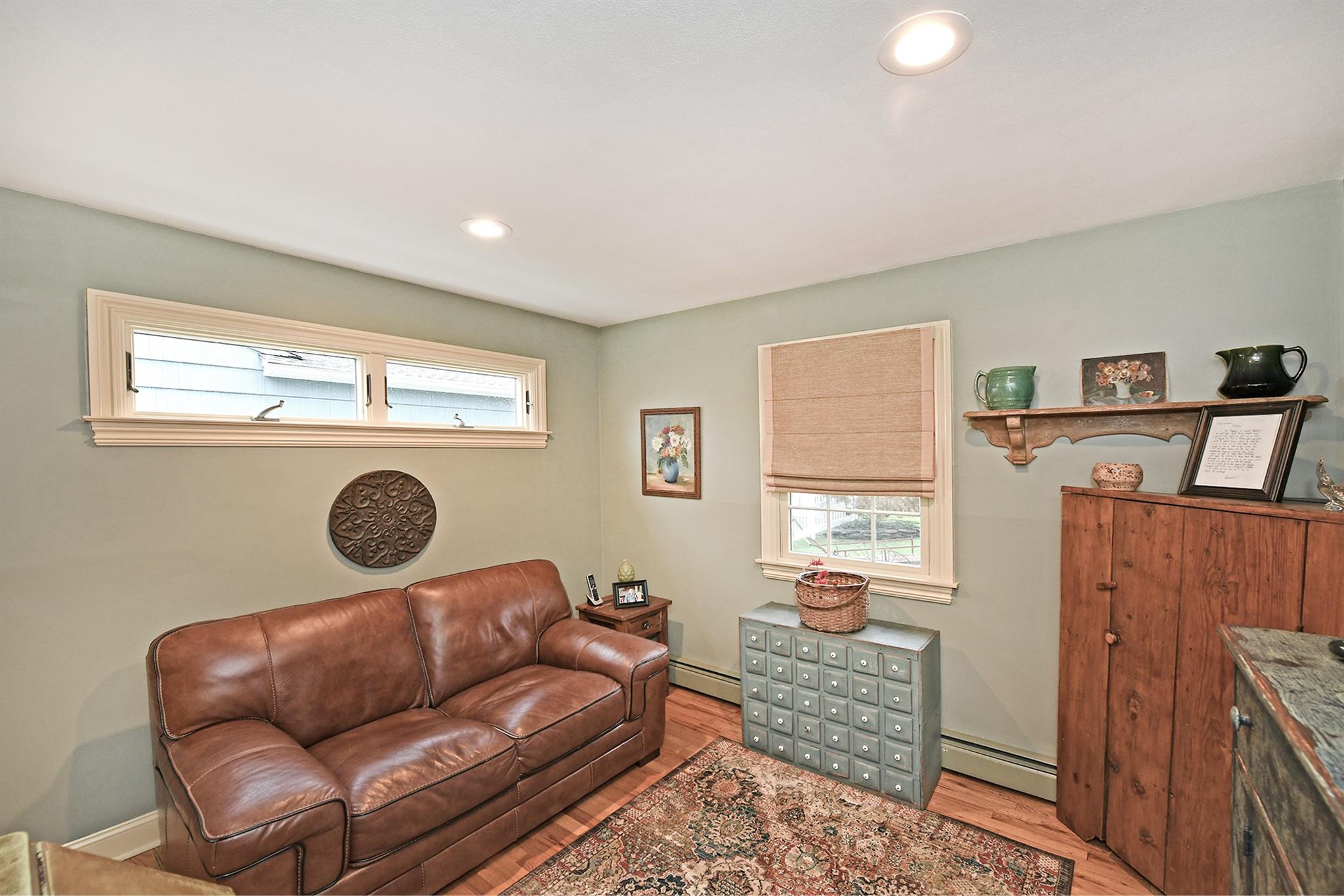 52 Fenwick Street, Greenlawn, New York image 22