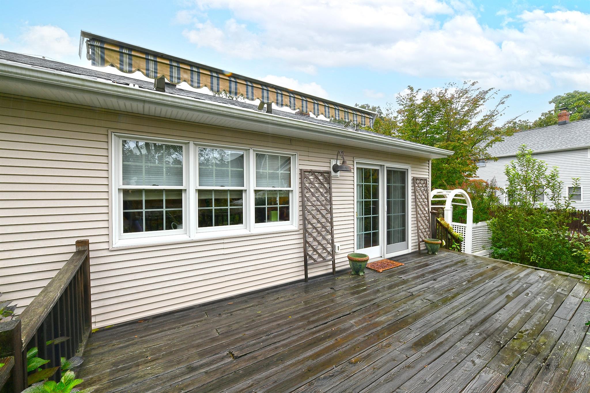 52 Fenwick Street, Greenlawn, New York image 30